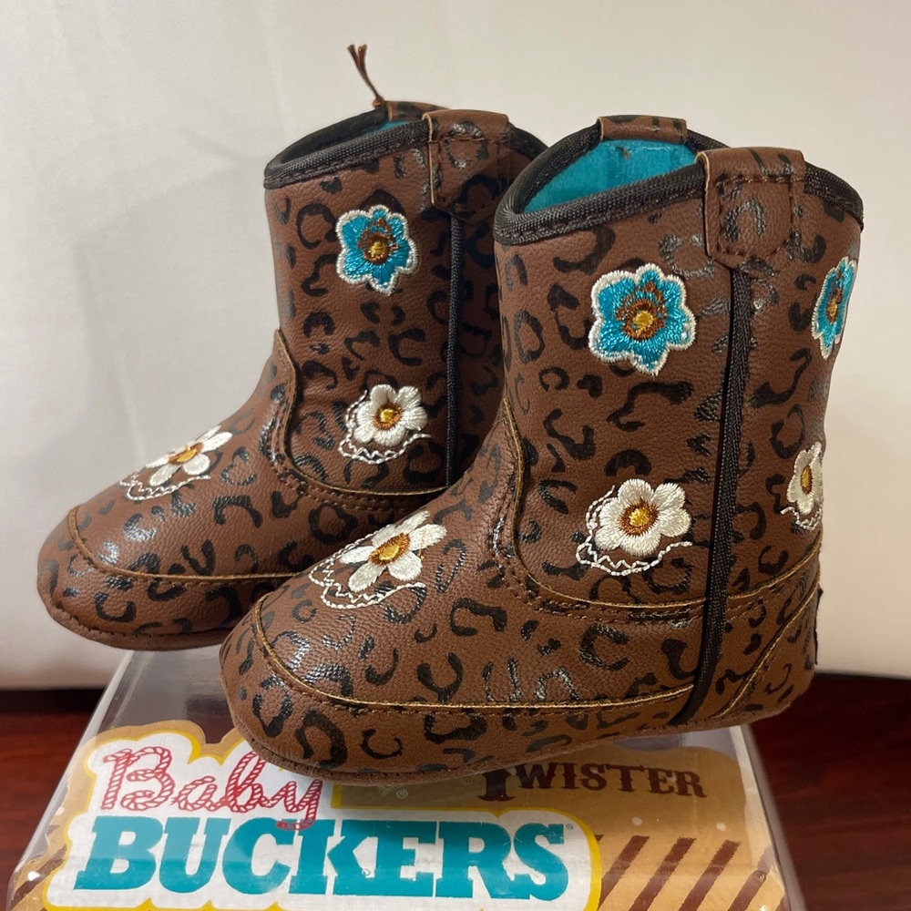 NEW 🌺 Baby Buckers Twister Brown Floral Baby Cowboy Boots